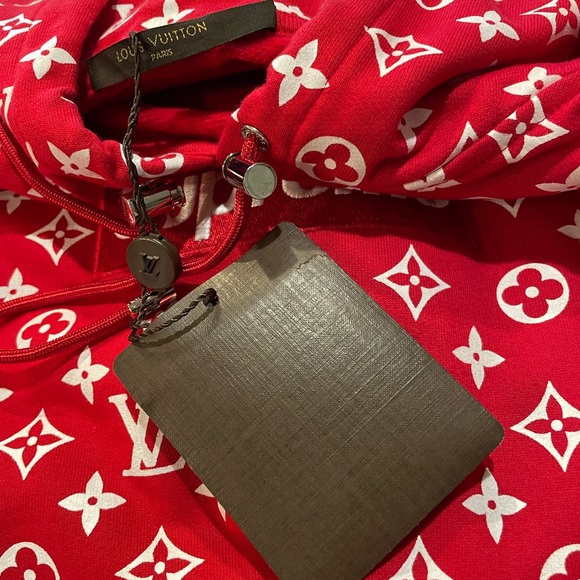 Louis Vuitton Supreme Box Logo Hoodie. New with Tags. - Picture 4 of 5